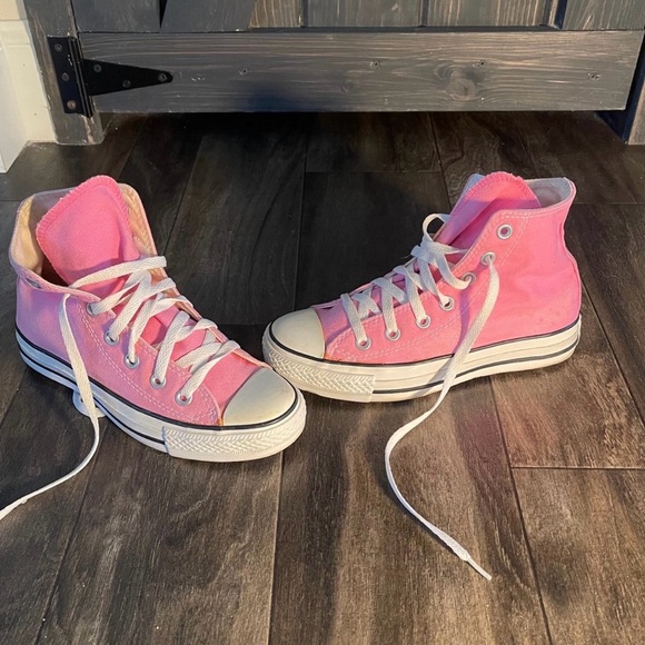 Converse Classic Pink Canvas High-Tops - Picture 3 of 6